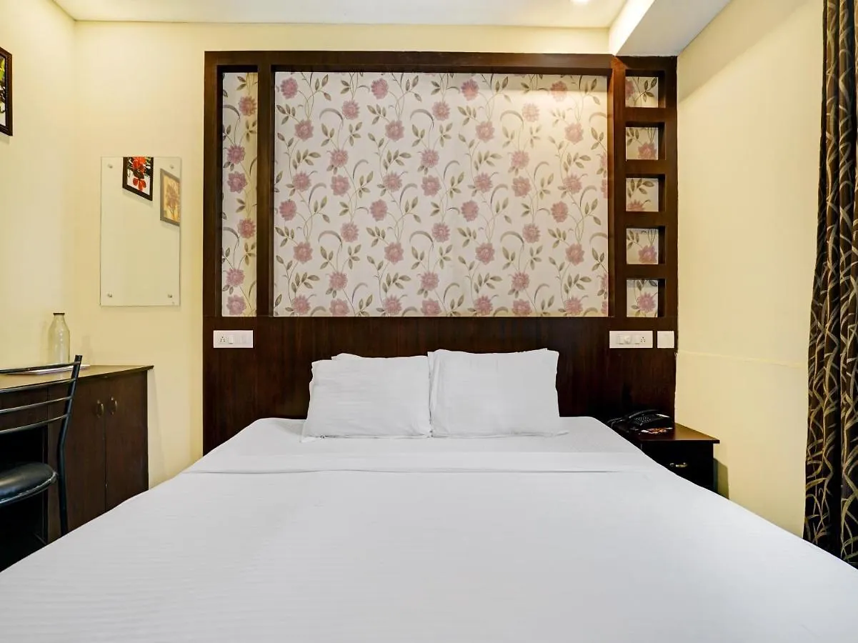 Galaxy Inn Kochi 2*,